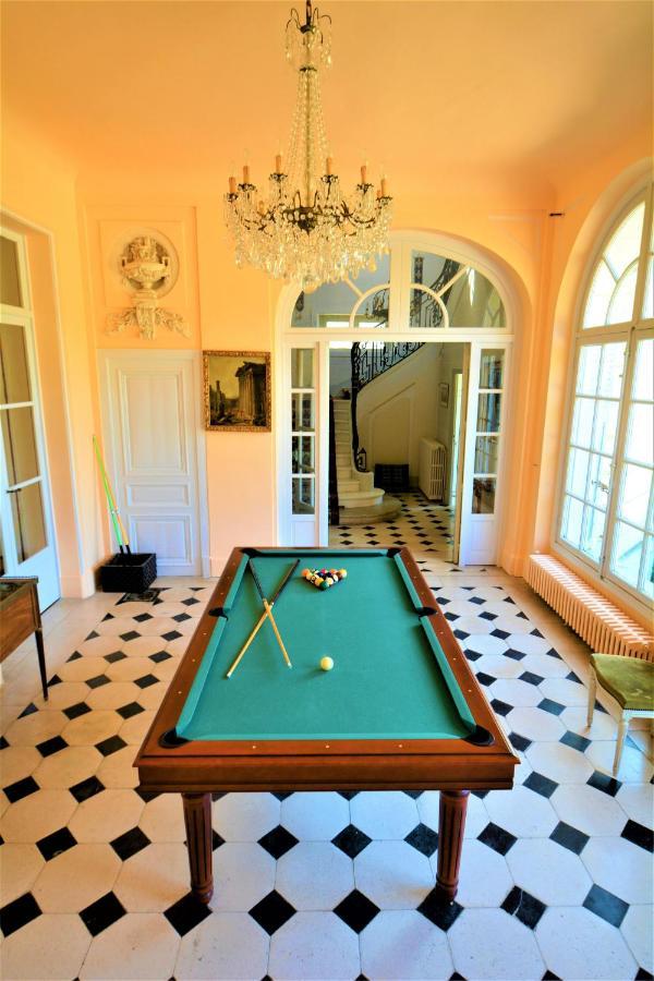 Chateau Du Boulay Morin Le Boulay-Morin Exterior photo Pool table