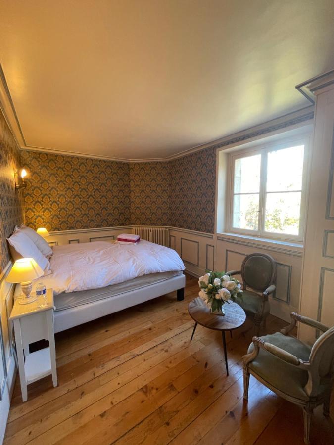Chateau Du Boulay Morin Le Boulay-Morin Exterior photo The bedroom of the house